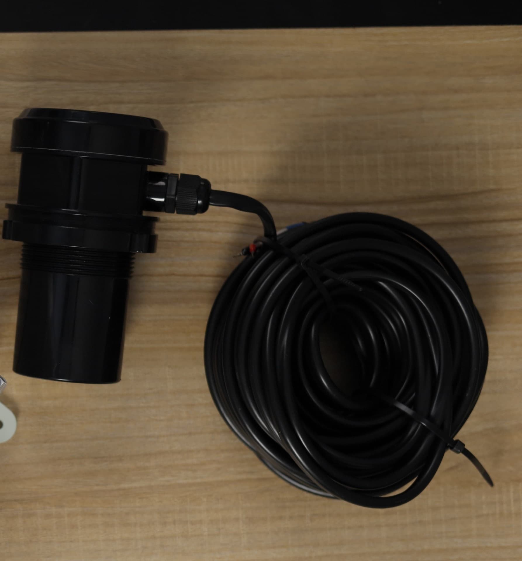Worker monitoring environmental data